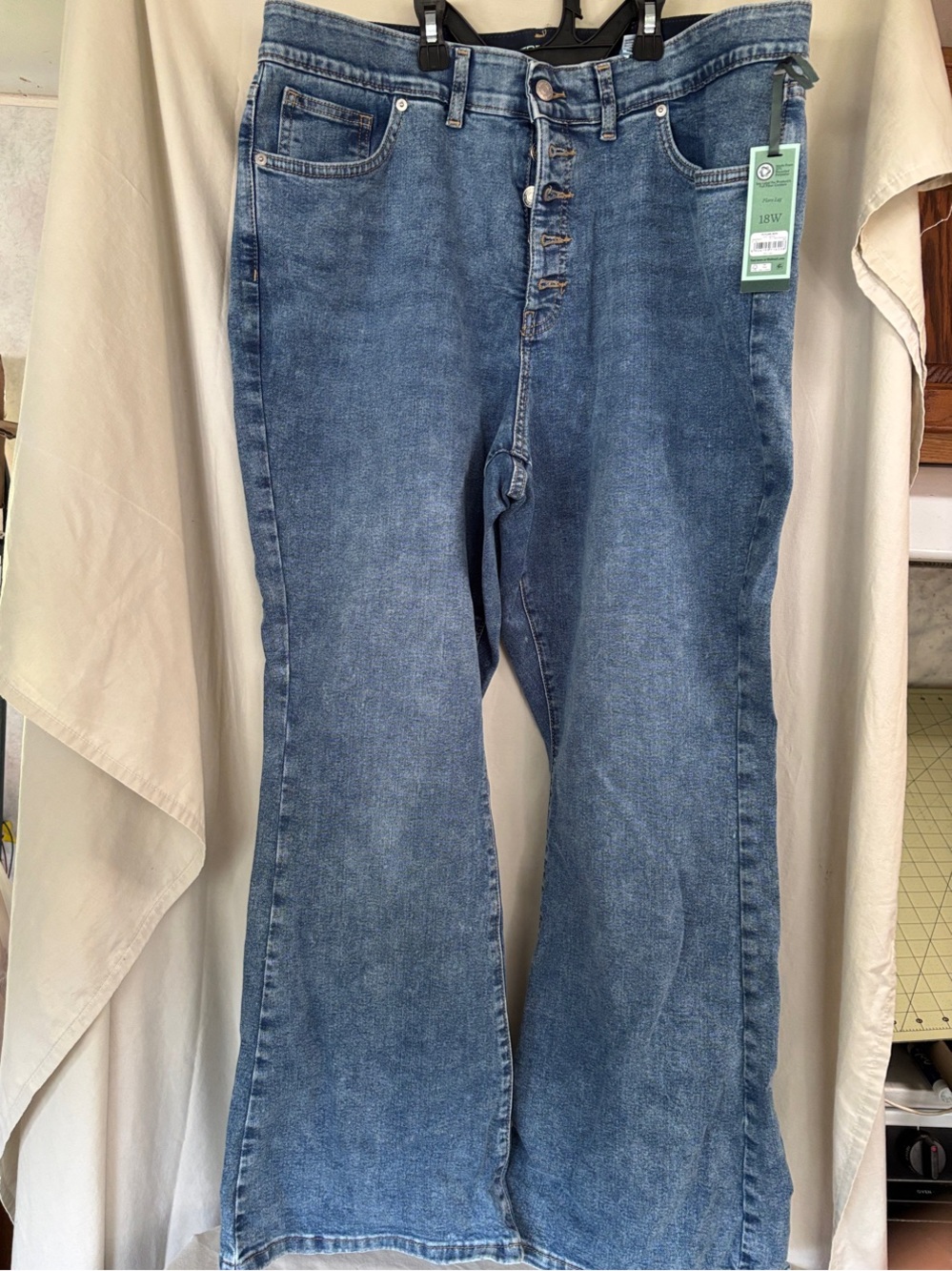 Terra & Sky Women's Medium Blue Wide-Leg Button-Fly Jeans 18w plus